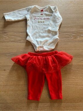 🎄🎅🏼CARTER’S “LITTLE ELF” TUTU LEGGINGS & ONESIE🎅🏼🎄